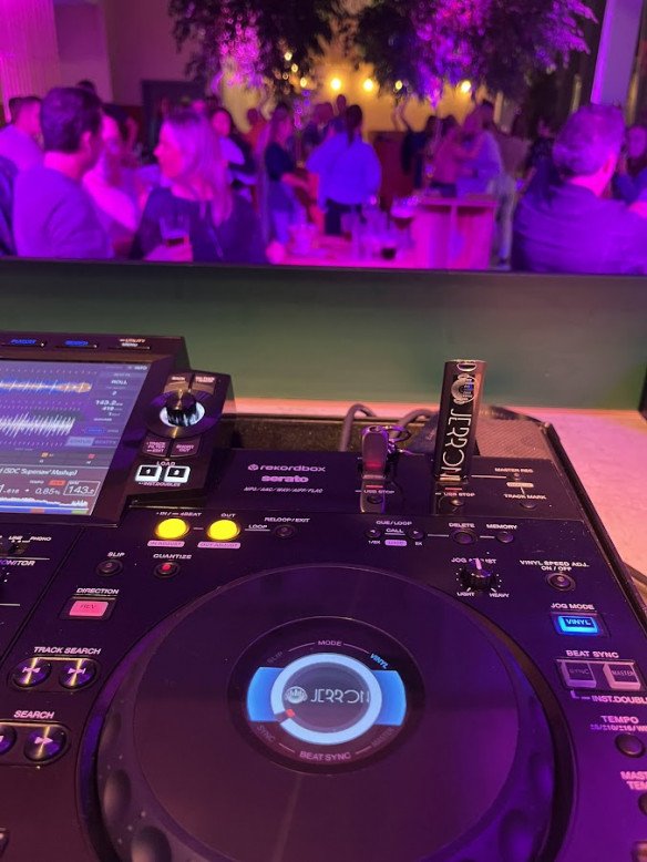 Feest DJ inhuren Haaltert (Aalst), Oost-Vlaanderen